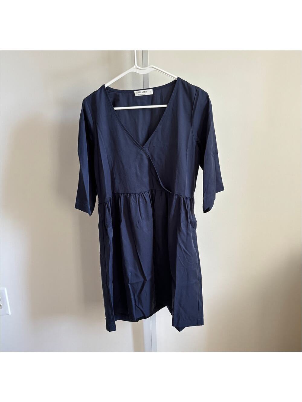LA Relaxed EUC Women's Blue Relaxed Empire Waist V-Neck Dress Size S